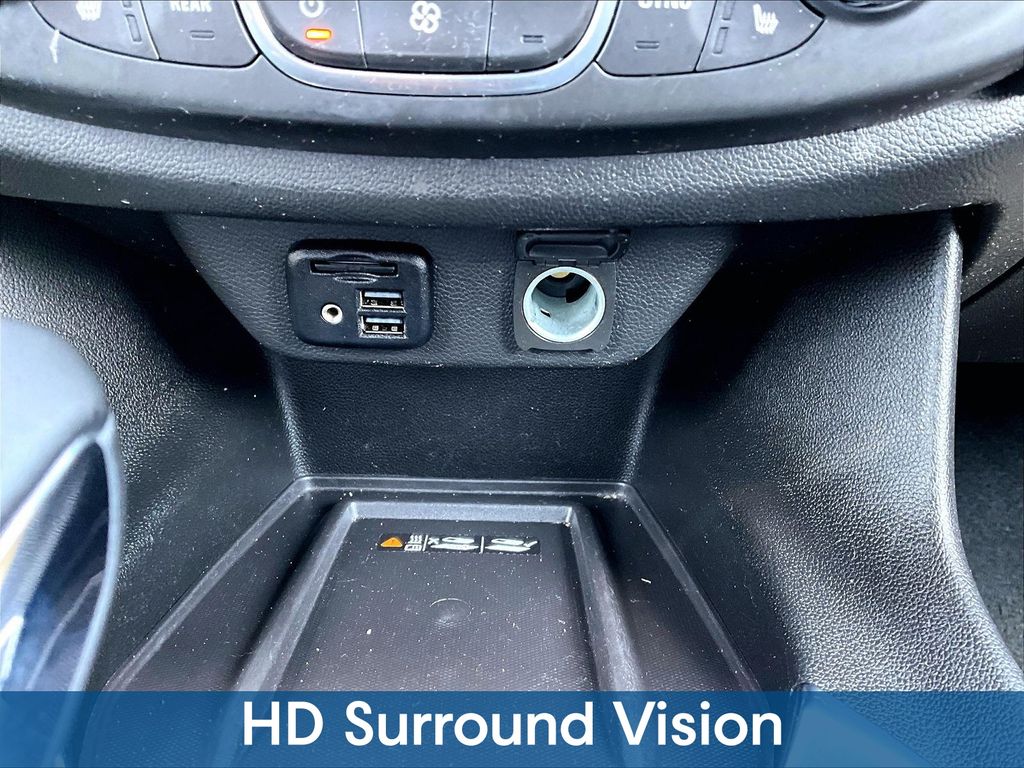 2023 Chevrolet Traverse 3LT - Photo 21