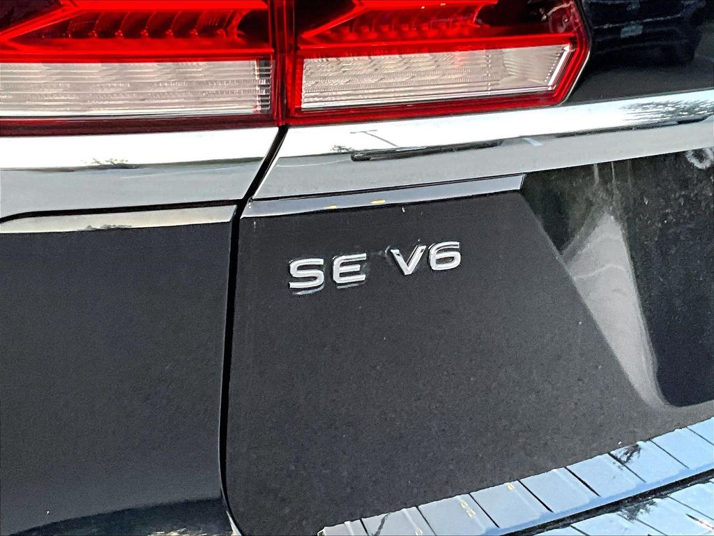 2023 Volkswagen Atlas SE w/Tech - Photo 28