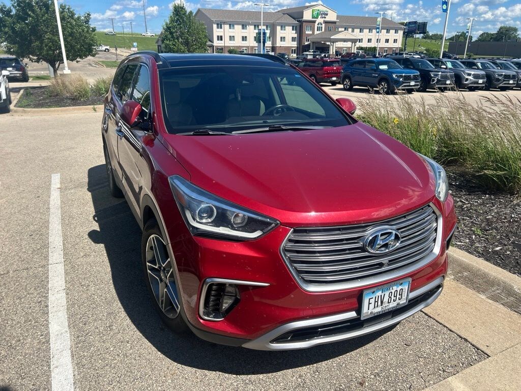 Used 2018 Hyundai Santa Fe SE Ultimate SUV