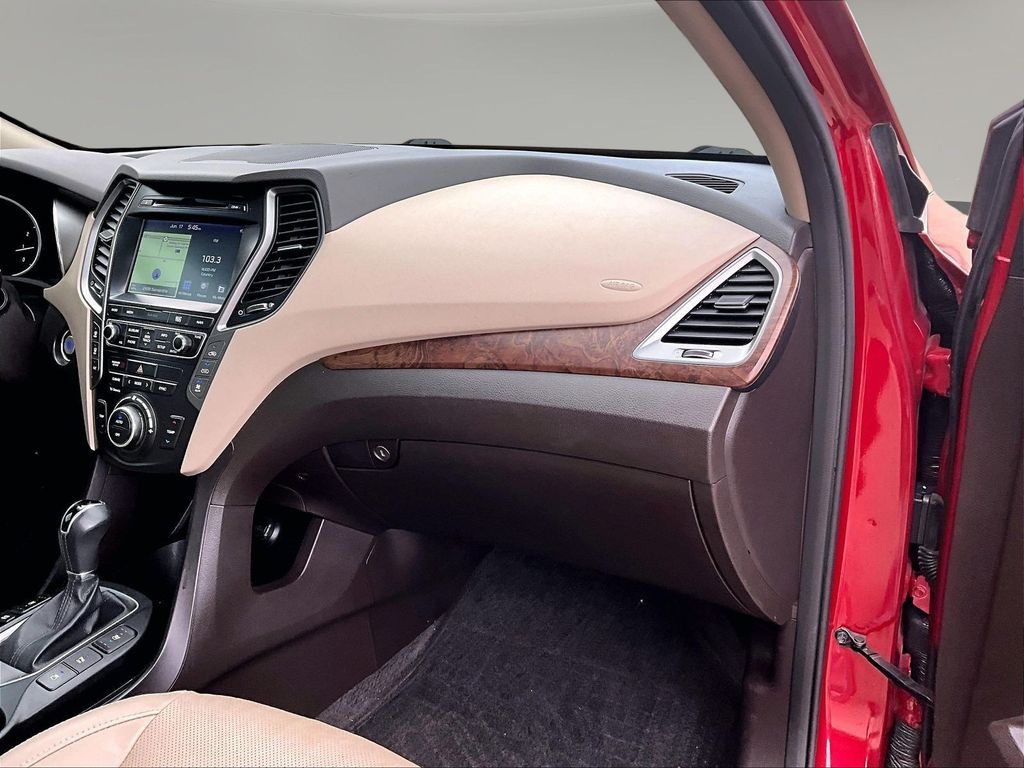2018 Hyundai Santa Fe SE Ultimate - Photo 28