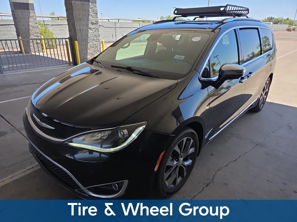 2018 Chrysler Pacifica Limited - Photo 7