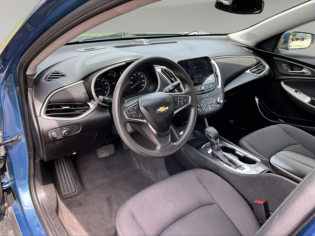 2024 Chevrolet Malibu 1LT - Photo 21