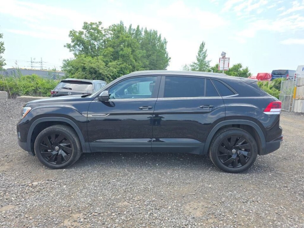 Used 2024 Volkswagen Atlas Cross Sport 2.0T SE w/Technology SUV