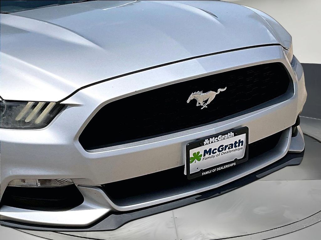 2016 Ford Mustang V6 - Photo 34