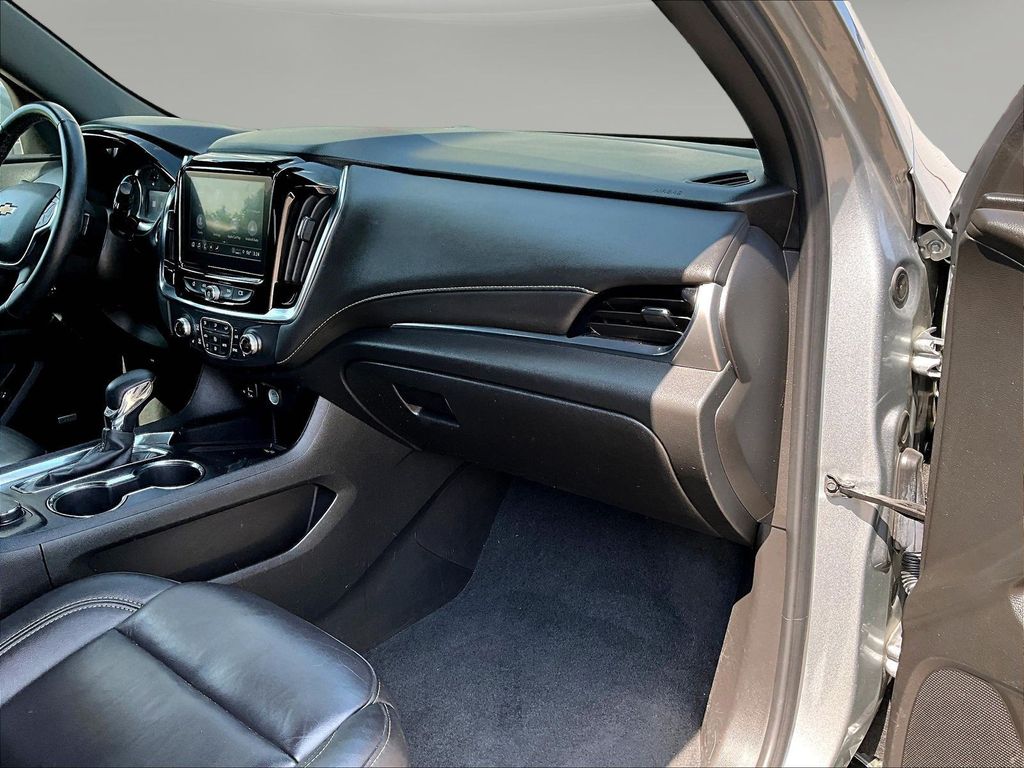 2023 Chevrolet Traverse 3LT - Photo 30