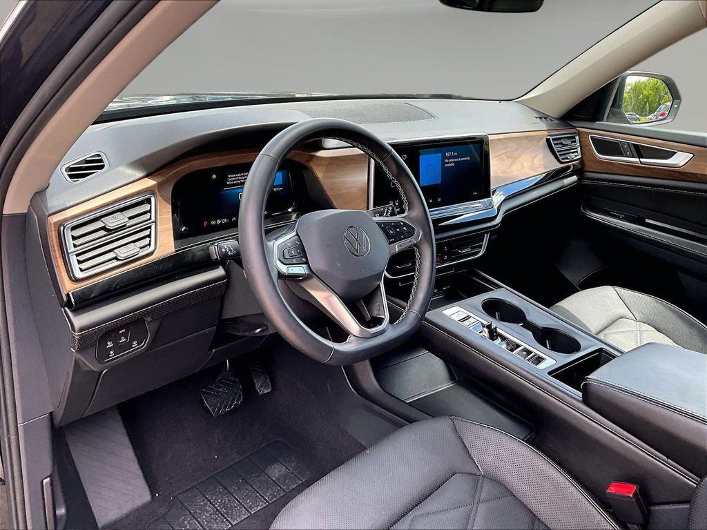 2024 Volkswagen Atlas SE - Photo 22