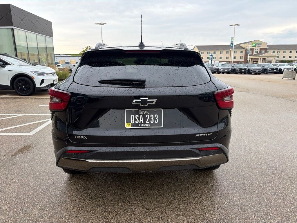 Used 2025 Chevrolet Trax ACTIV SUV