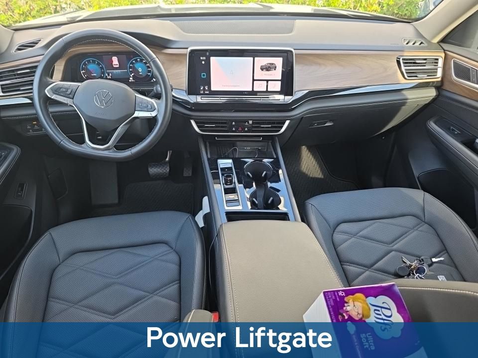 2025 Volkswagen Atlas SE w/Tech - Photo 8