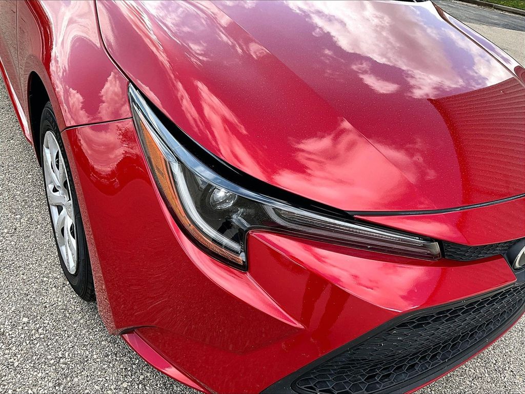 2021 Toyota Corolla LE - Photo 27