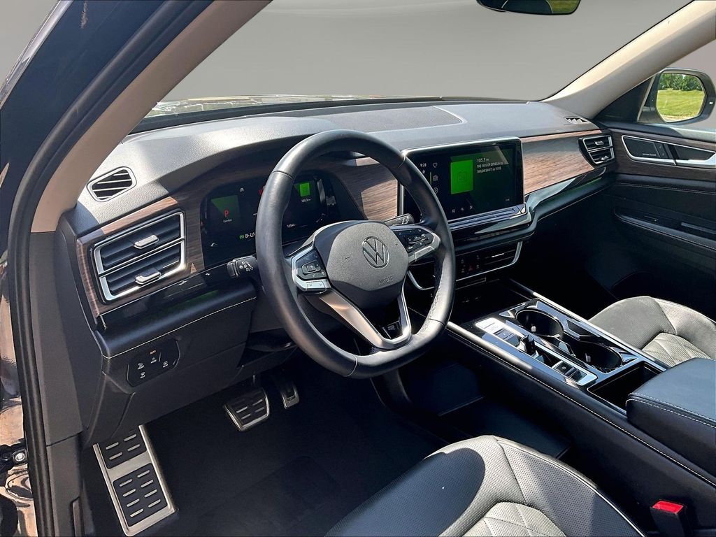 2025 Volkswagen Atlas SEL Premium R-Line - Photo 22