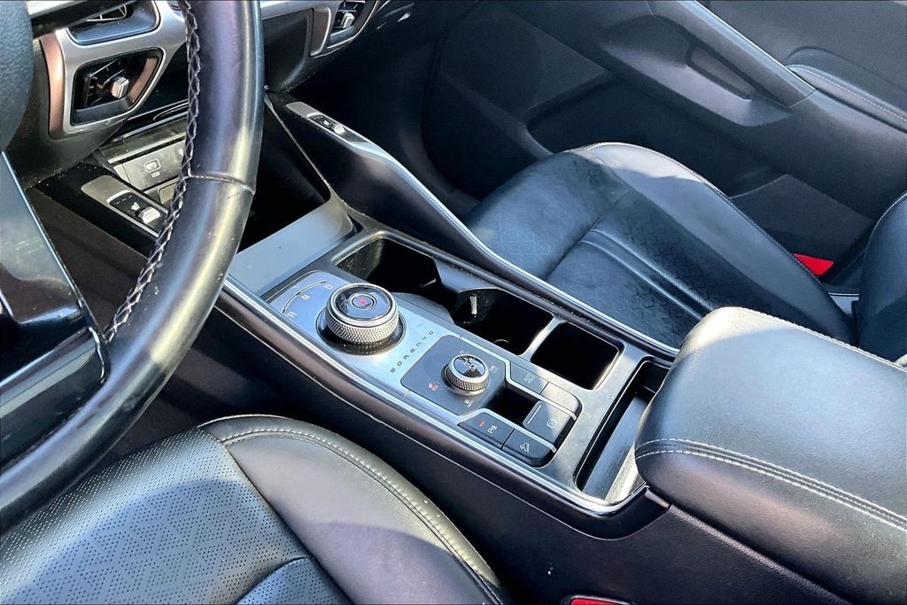 2023 Kia Sorento EX Hybrid - Photo 19