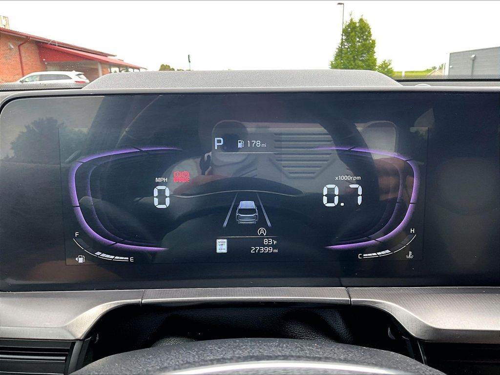 2024 Kia Telluride S - Photo 17
