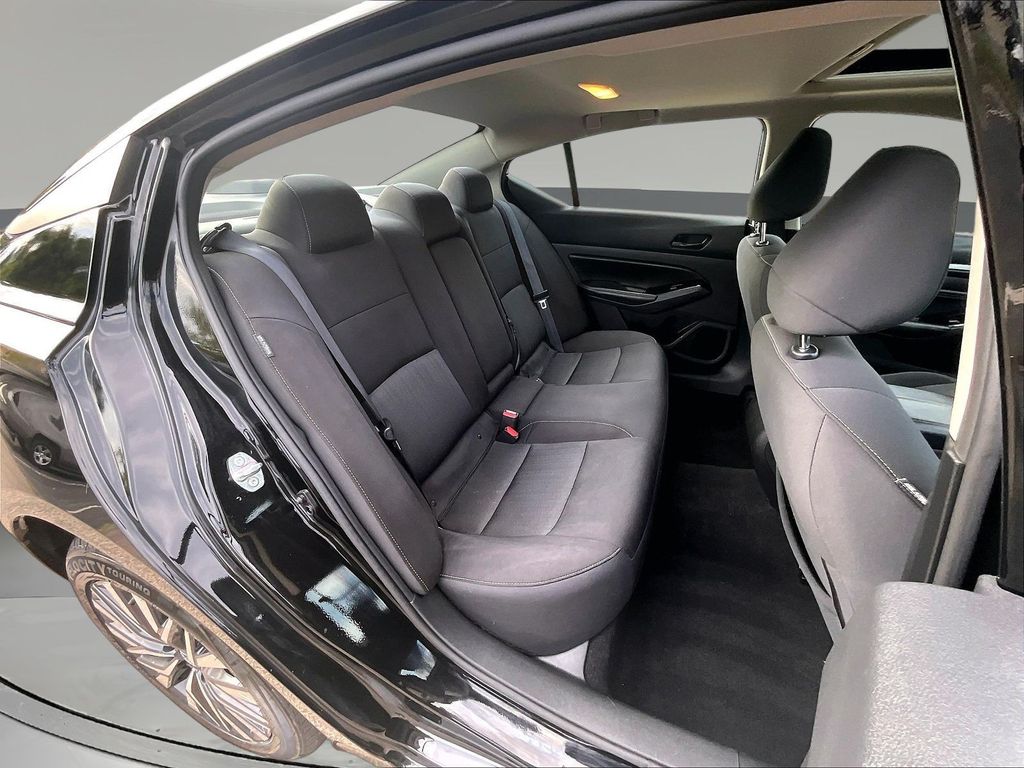 2023 Nissan Altima SV - Photo 29