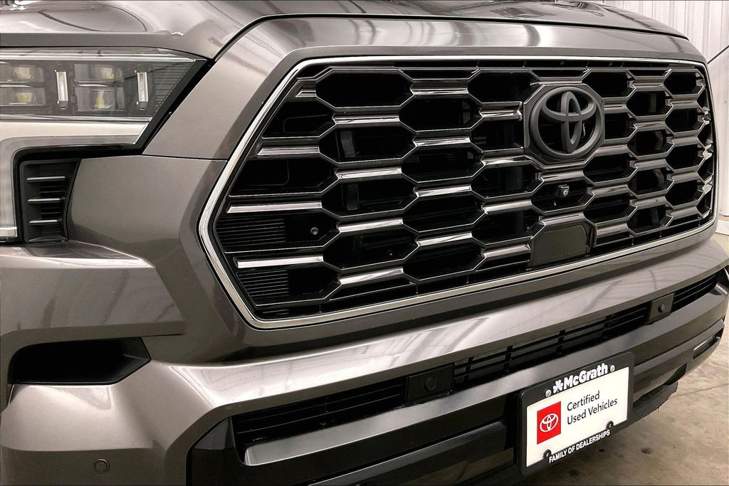 2024 Toyota Sequoia Platinum - Photo 34
