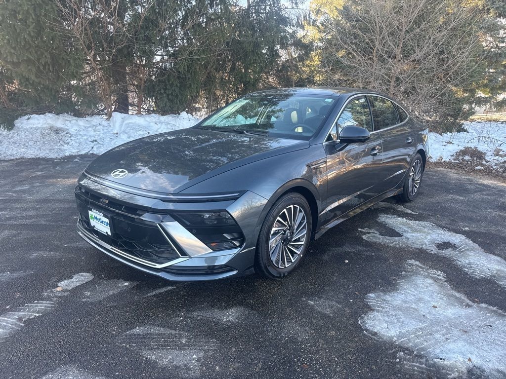 New 2026 Hyundai Sonata Hybrid Limited Sedan