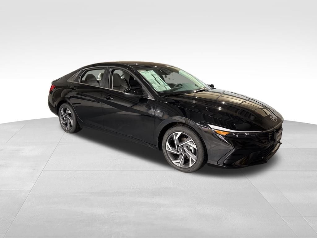 New 2026 Hyundai Elantra Limited Sedan