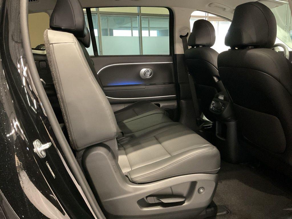 2026 Hyundai IONIQ 9 SEL - Photo 27