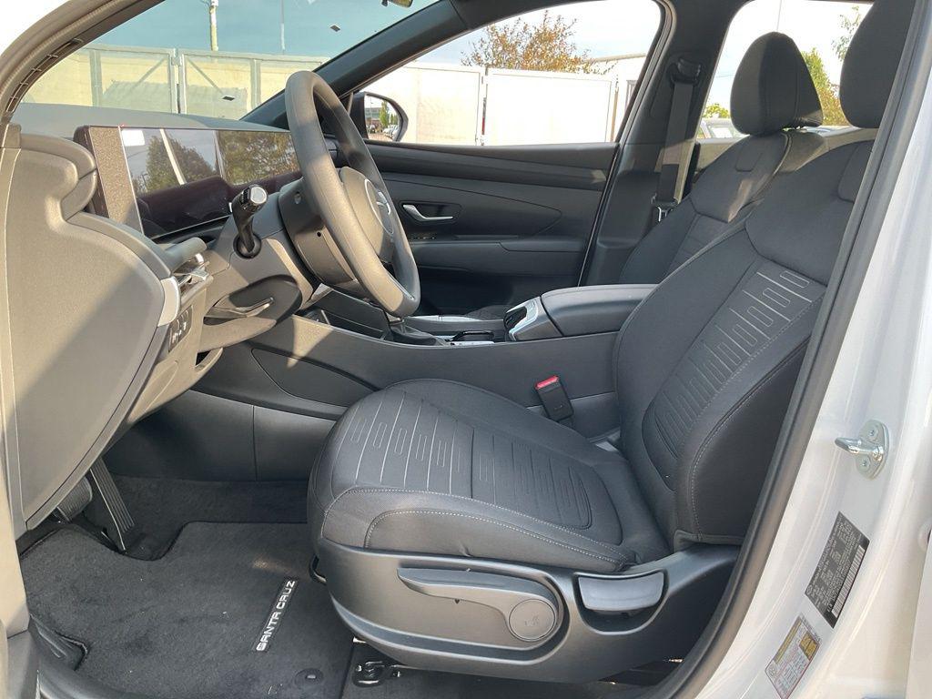 2026 Hyundai Santa Cruz SE - Photo 11