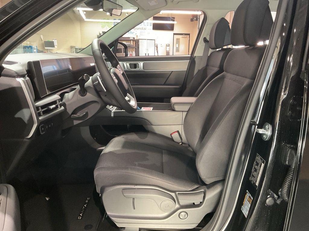 2026 Hyundai Santa Fe SE - Photo 10