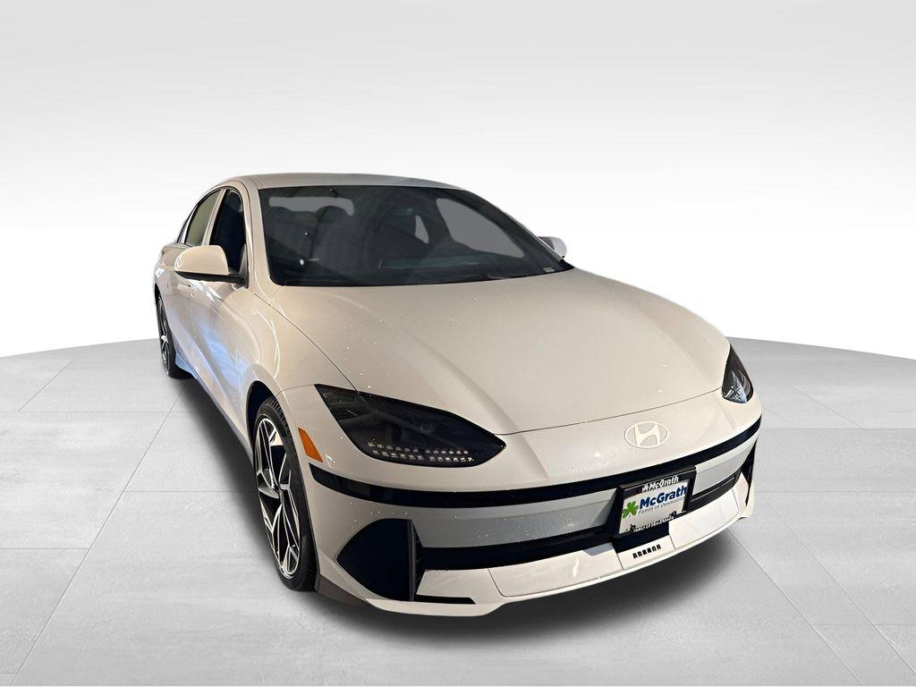 2025 Hyundai IONIQ 6 SEL