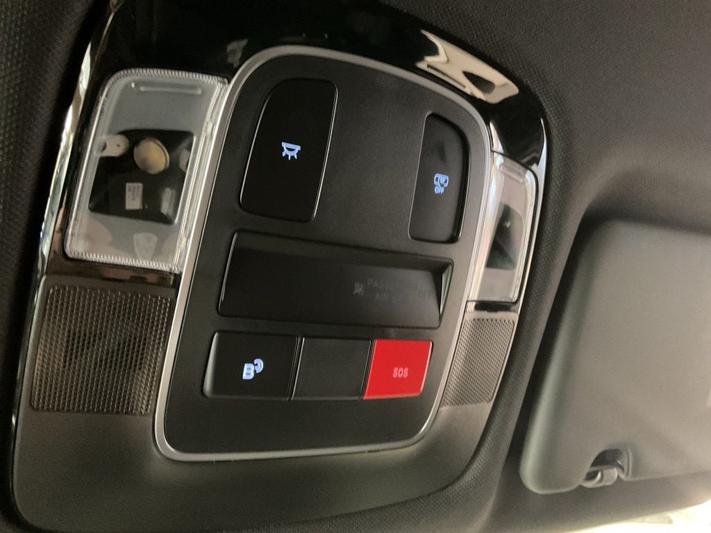2026 Hyundai Santa Cruz SEL - Photo 16