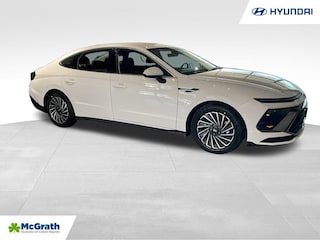 2025 Hyundai Sonata Hybrid SEL Sedan