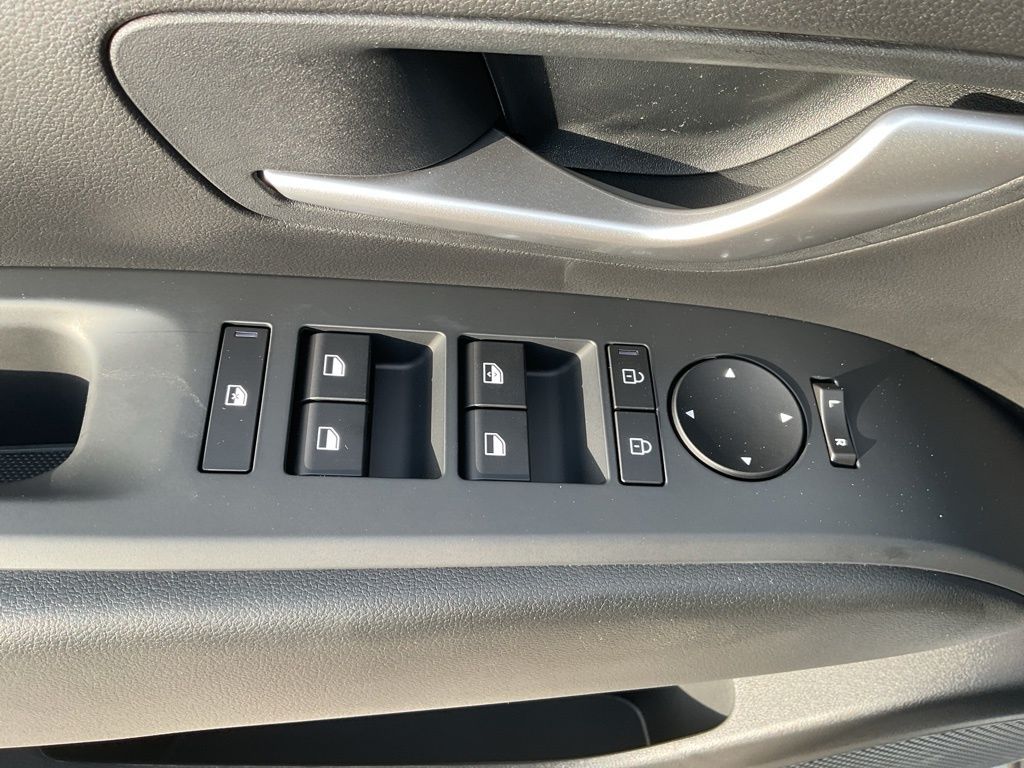 2026 Hyundai Santa Cruz SE - Photo 12