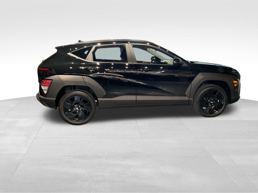 2026 Hyundai Kona SEL photo 2