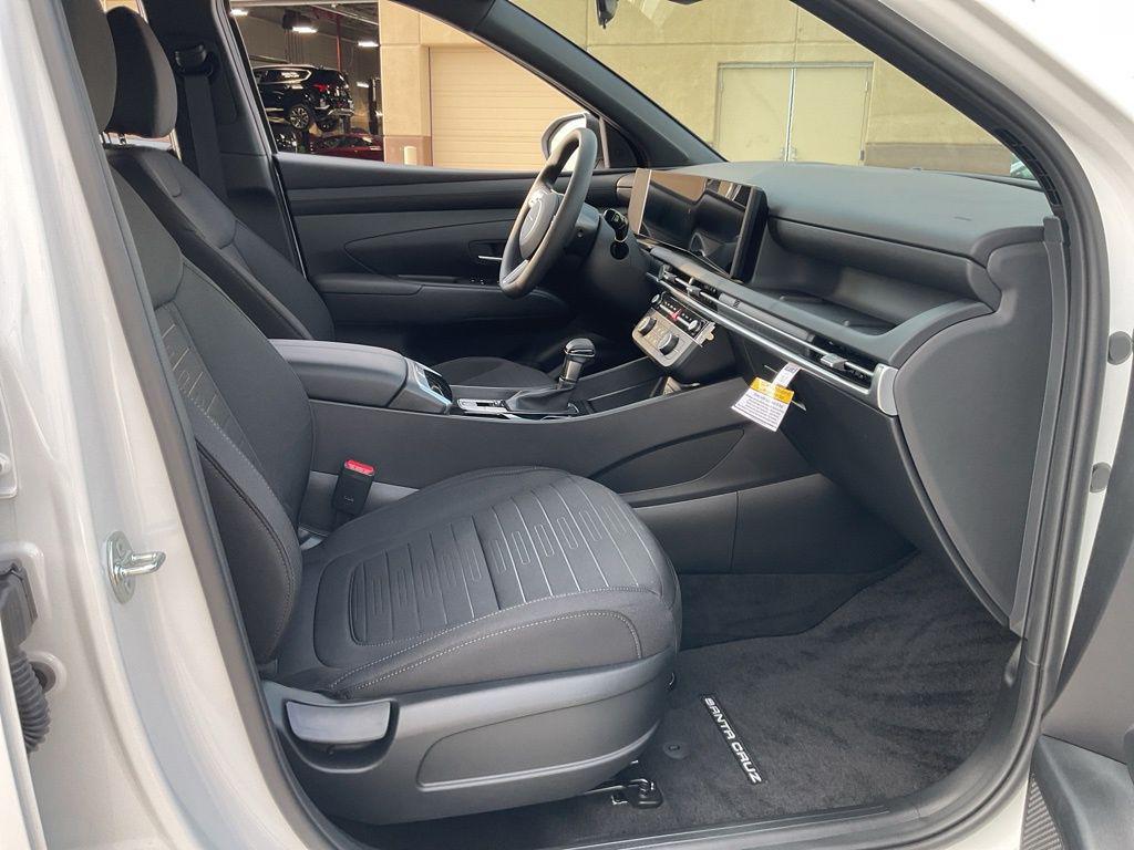 2026 Hyundai Santa Cruz SE - Photo 25