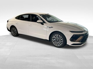 2025 Hyundai Sonata Hybrid SEL Sedan