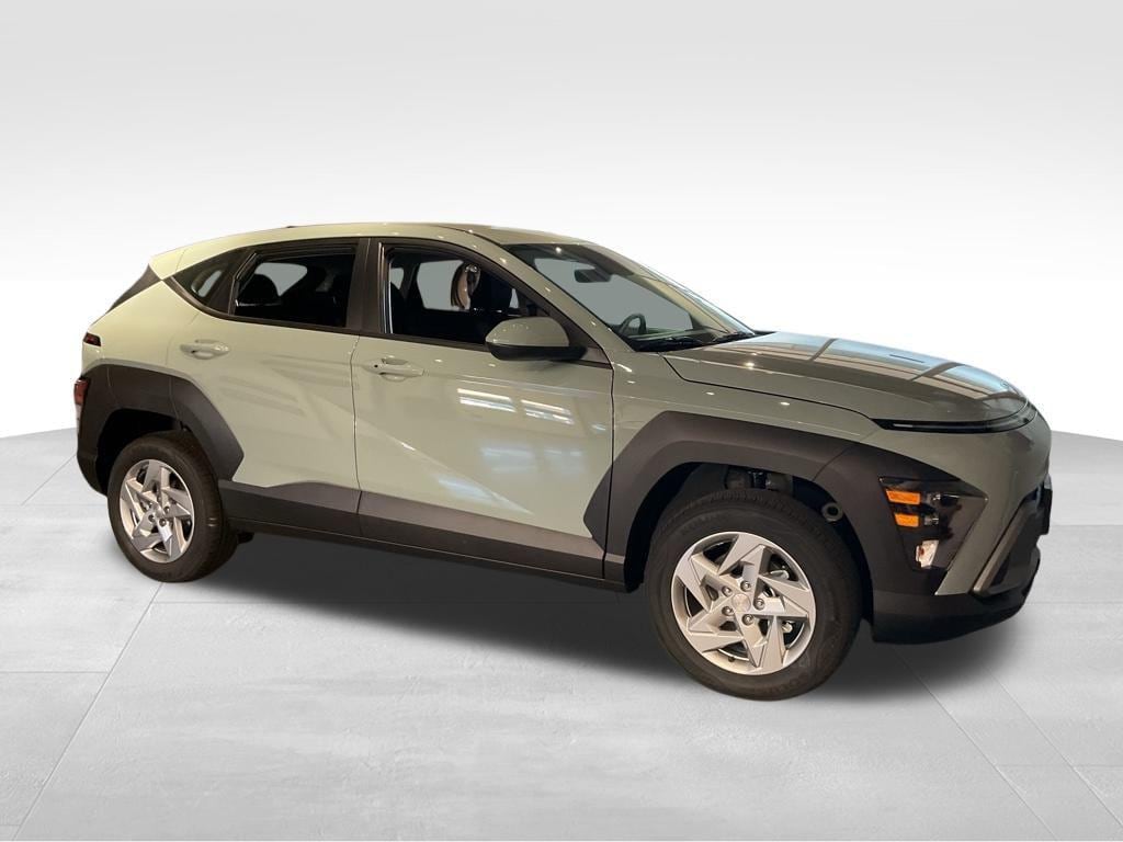 2026 Hyundai Kona SE's photo