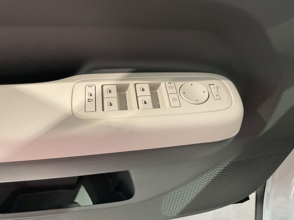 2026 Hyundai Santa Fe SE - Photo 10