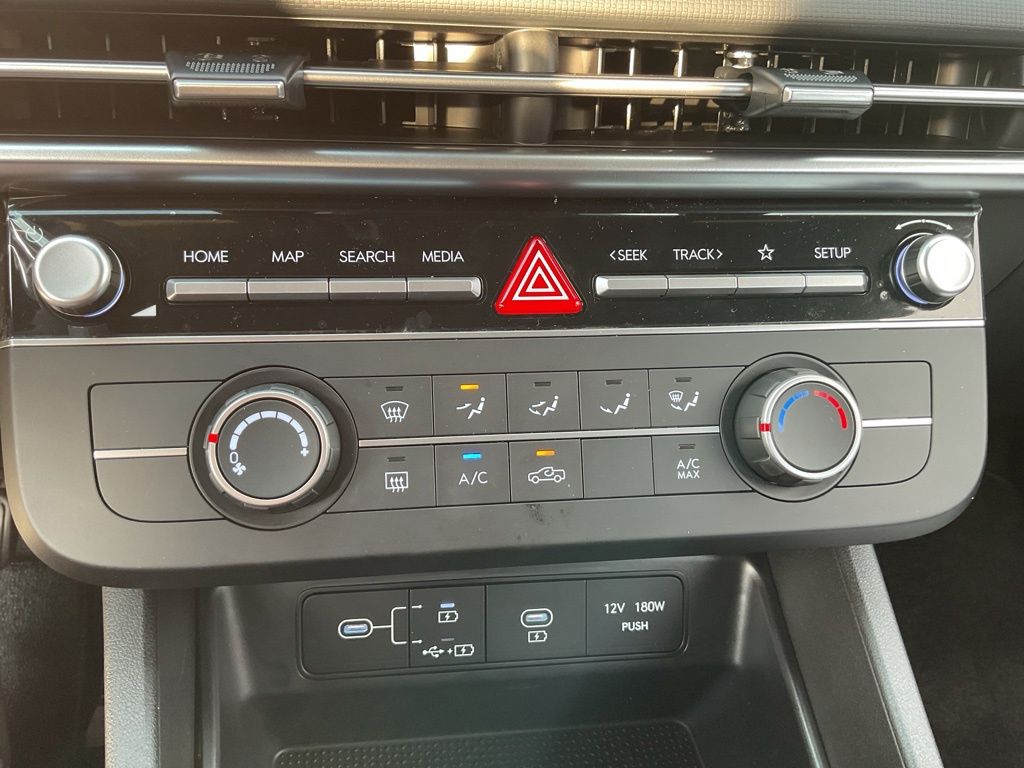 2026 Hyundai Santa Cruz SE - Photo 17