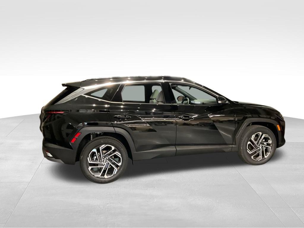 2026 Hyundai Tucson Hybrid Limited photo 2