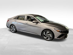 2026 Hyundai Elantra Hybrid Limited Sedan