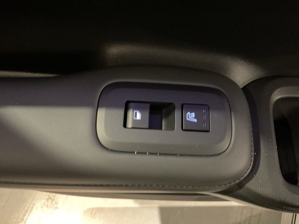 2026 Hyundai Santa Fe Limited - Photo 23