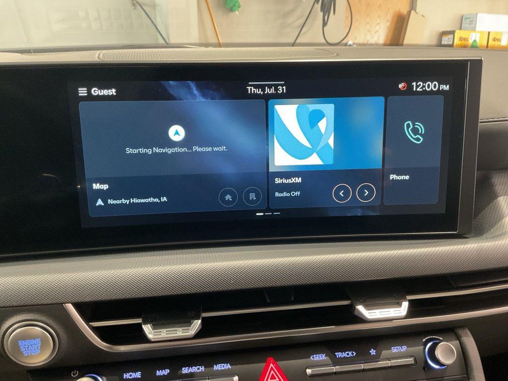 2025 Hyundai Sonata SEL - Photo 17