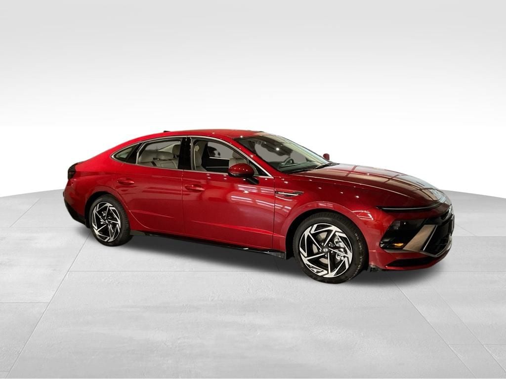 2026 Hyundai Sonata SEL's photo