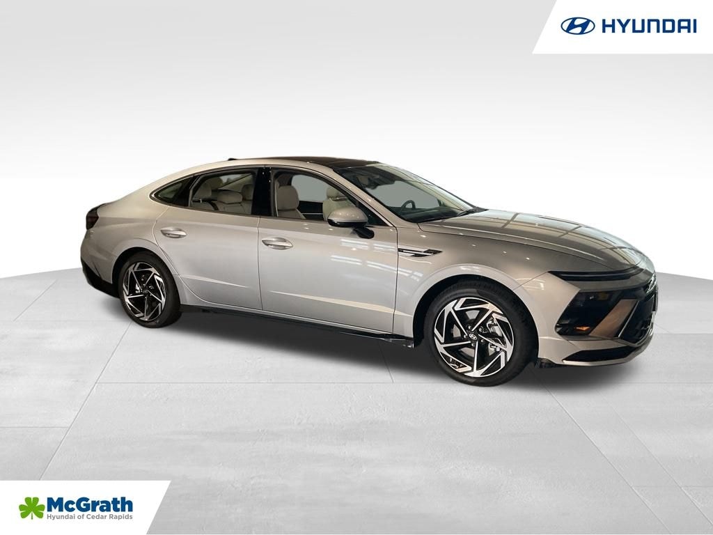 New 2025 Hyundai Sonata SEL Convenience Sedan