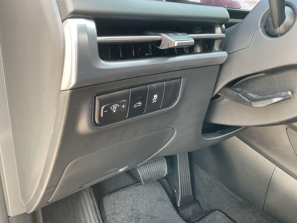 2026 Hyundai Santa Cruz SE - Photo 14