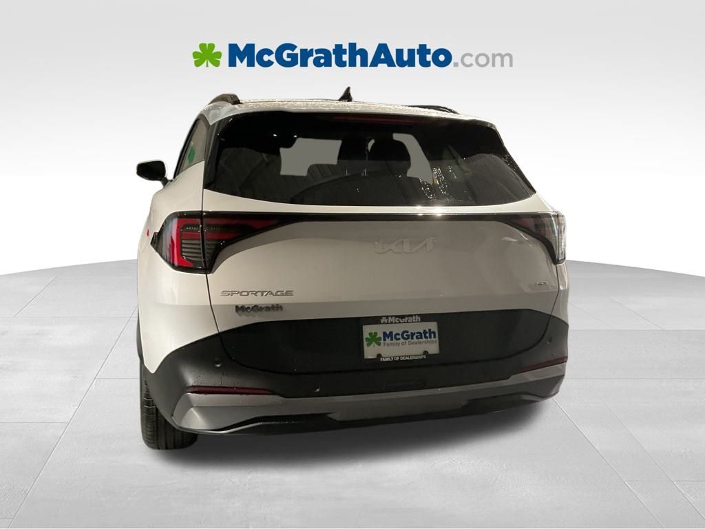 2026 Kia Sportage EX photo 4