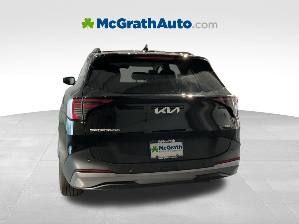 2026 Kia Sportage EX photo 4