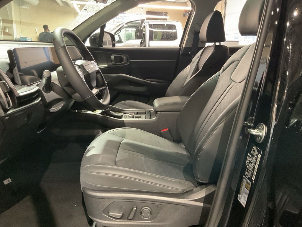2026 Kia Sorento S - Photo 11