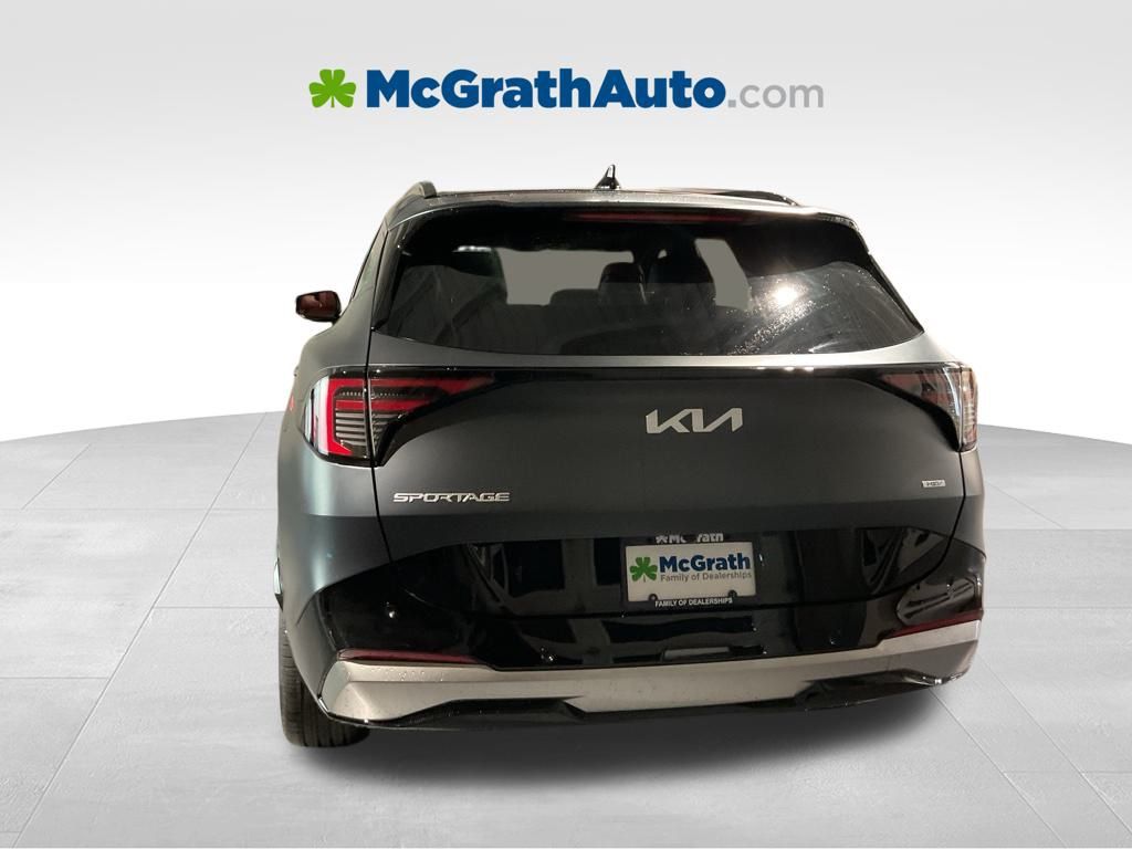 2026 Kia Sportage Hybrid photo 4