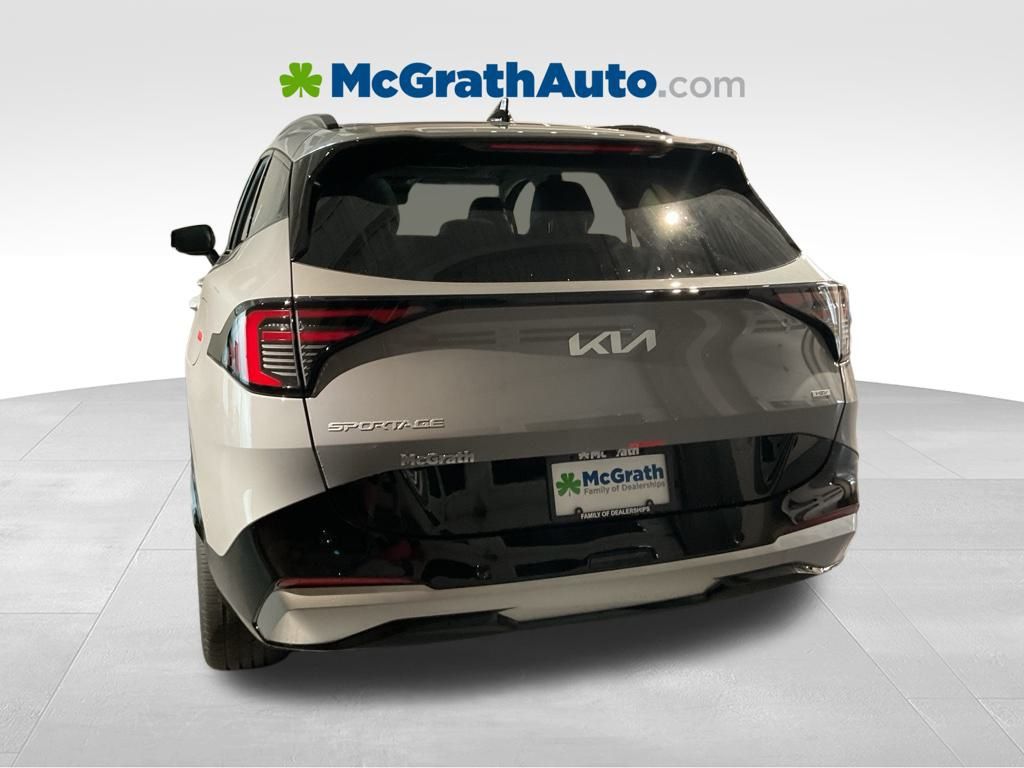 2026 Kia Sportage Hybrid photo 4