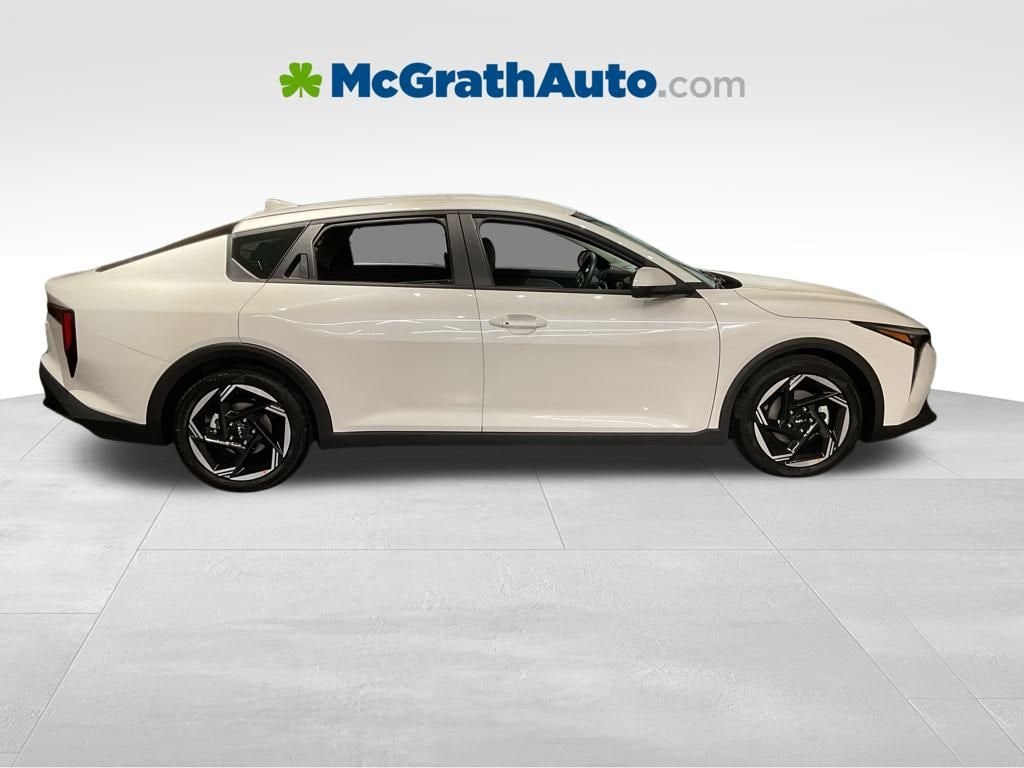 New 2025 Kia K4 EX Sedan