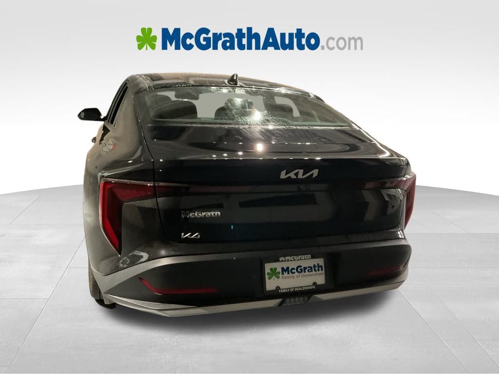 2025 Kia K4 LXS photo 4