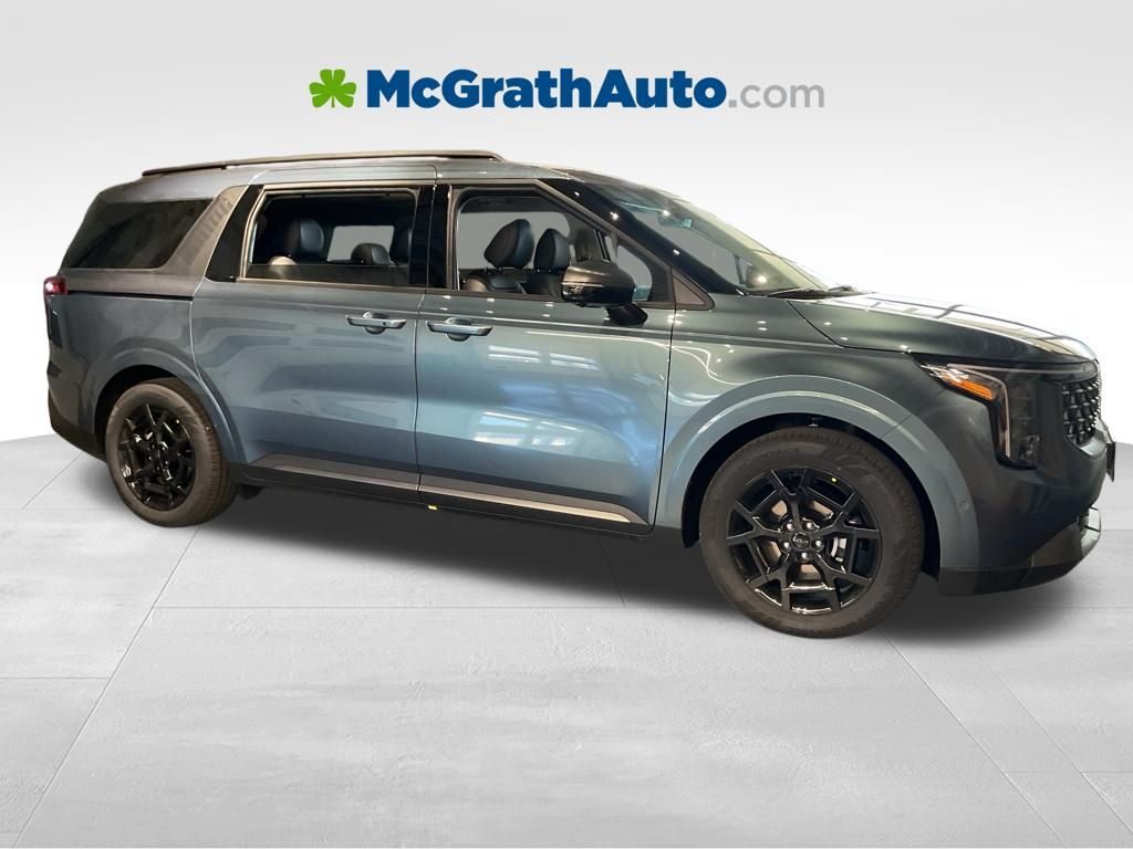 2026 Kia Sedona SX's photo