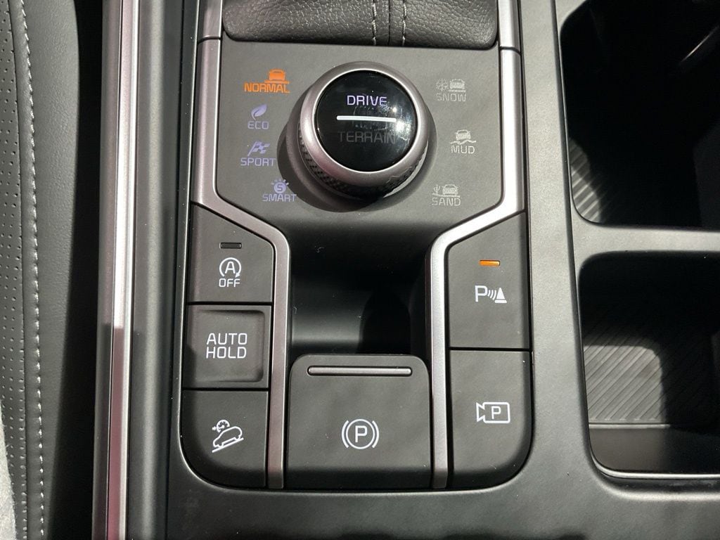 2026 Kia Sorento S - Photo 16