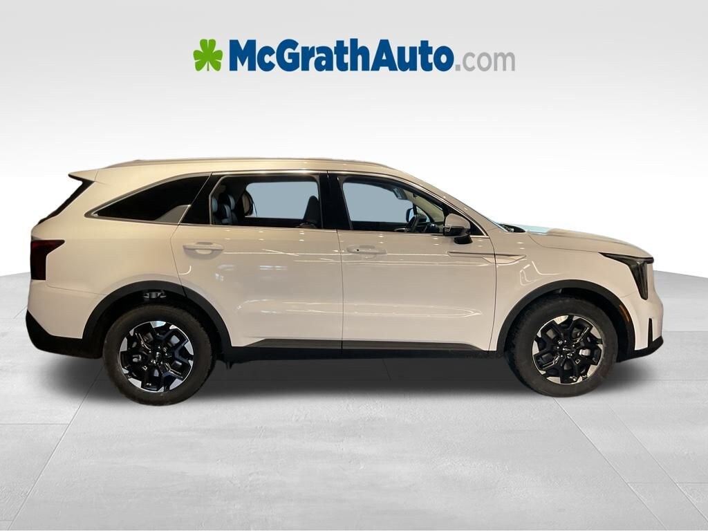 New 2026 Kia Sorento S SUV